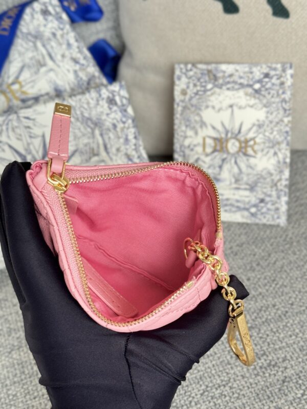 Dior Caro - Image 9