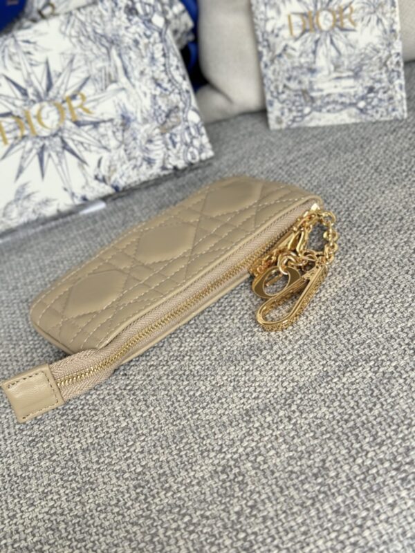 Dior Caro - Image 3