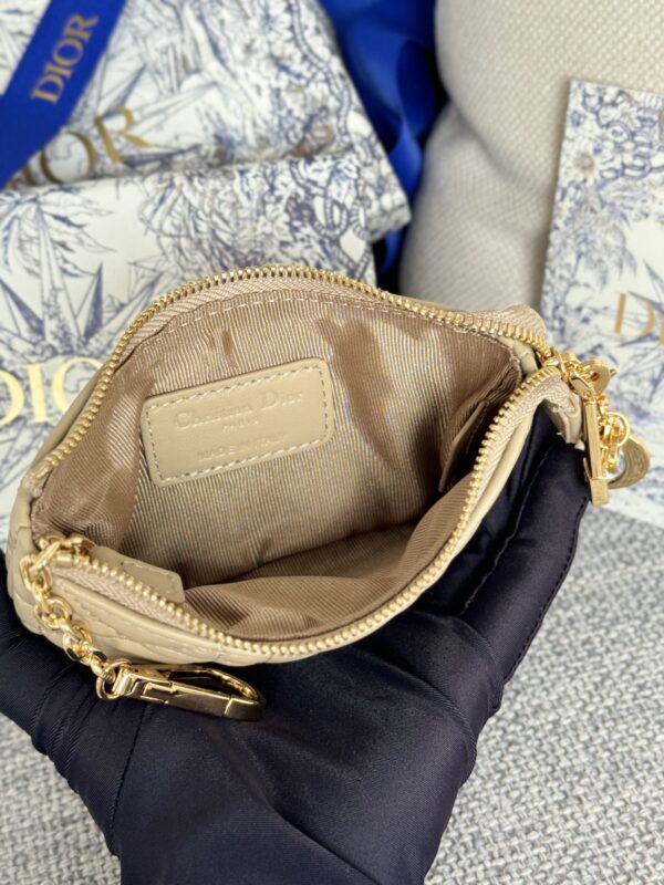 Dior Caro - Image 7