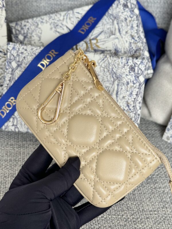 Dior Caro - Image 9