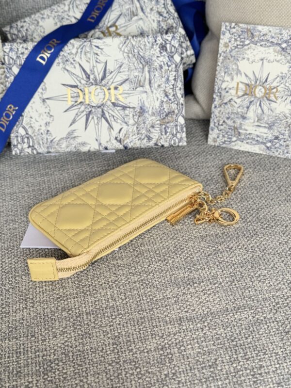 Dior Caro - Image 4
