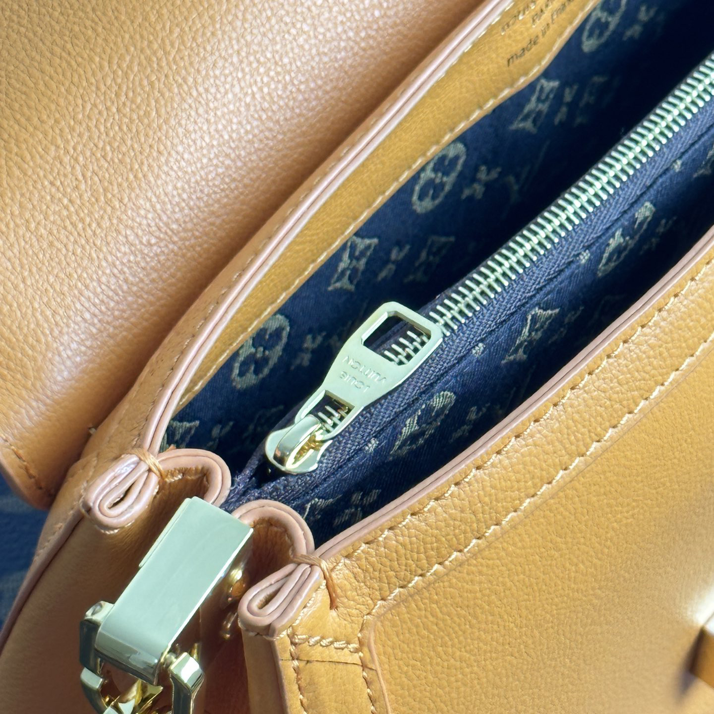Dauphine MM Orange Calfskin 25CM - Image 8