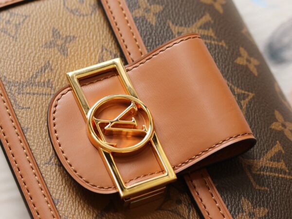Dauphine - Image 2