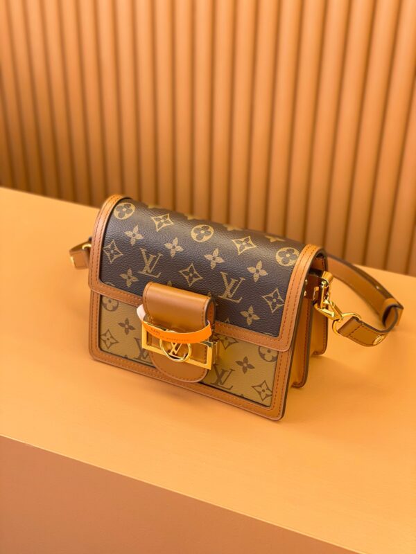 Dauphine - Image 5