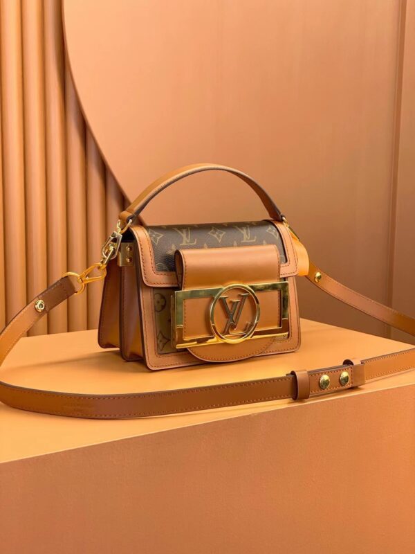 Dauphine - Image 3