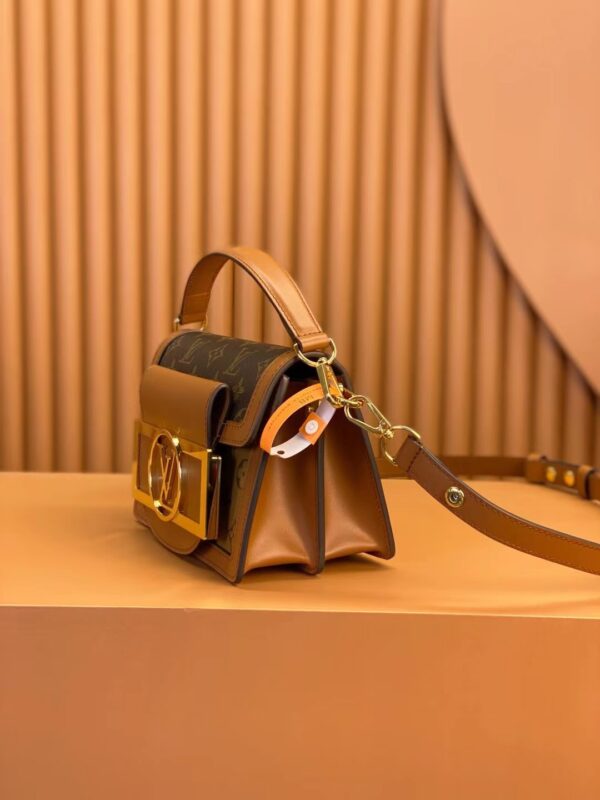 Dauphine - Image 4