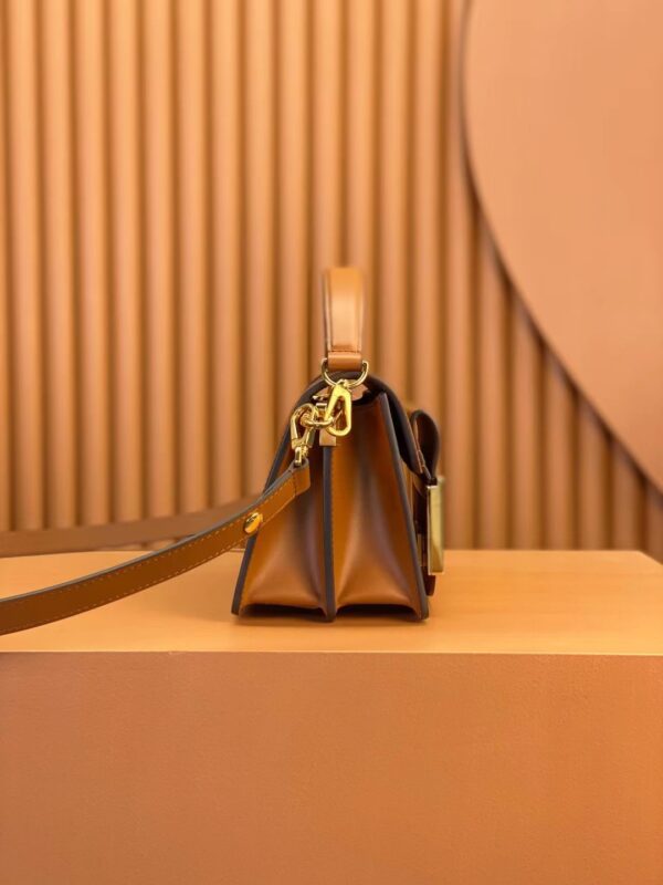 Dauphine - Image 5
