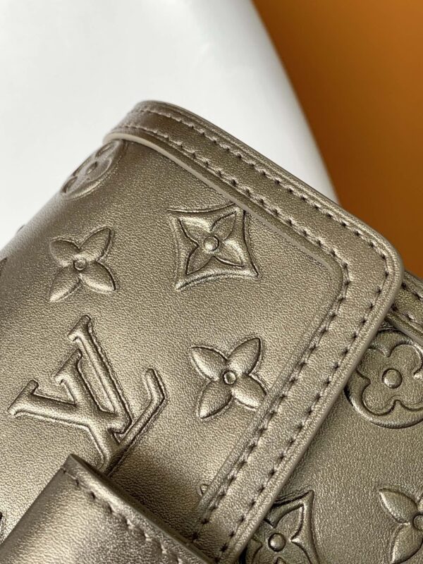Dauphine - Image 3