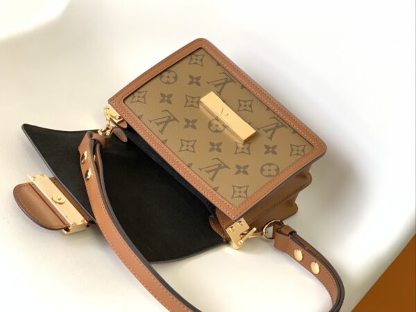 Dauphine - Image 7