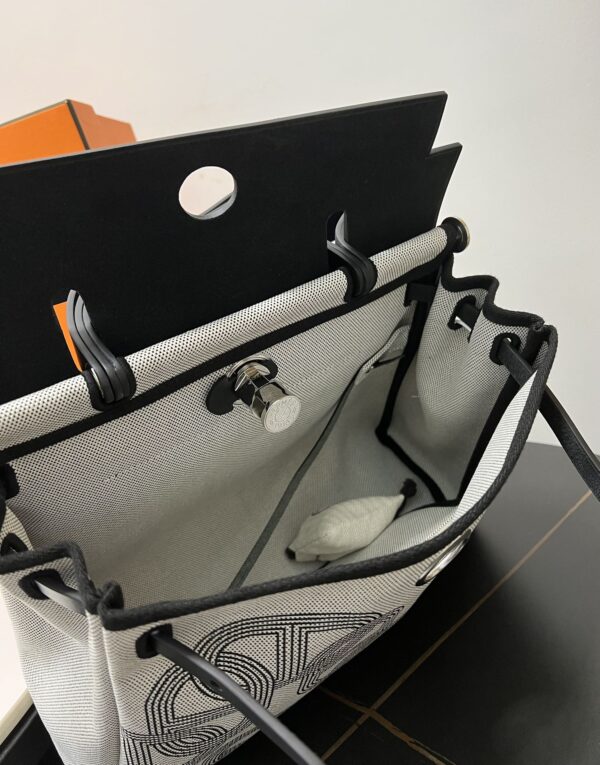 Herbag - Image 2