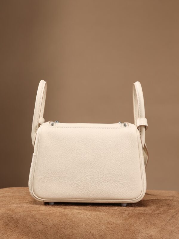Lindy - Image 6