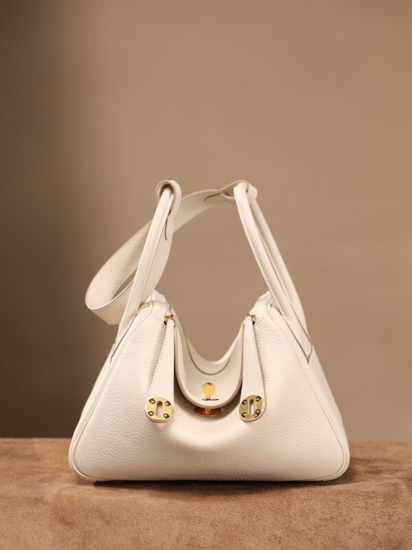 Lindy - Image 5