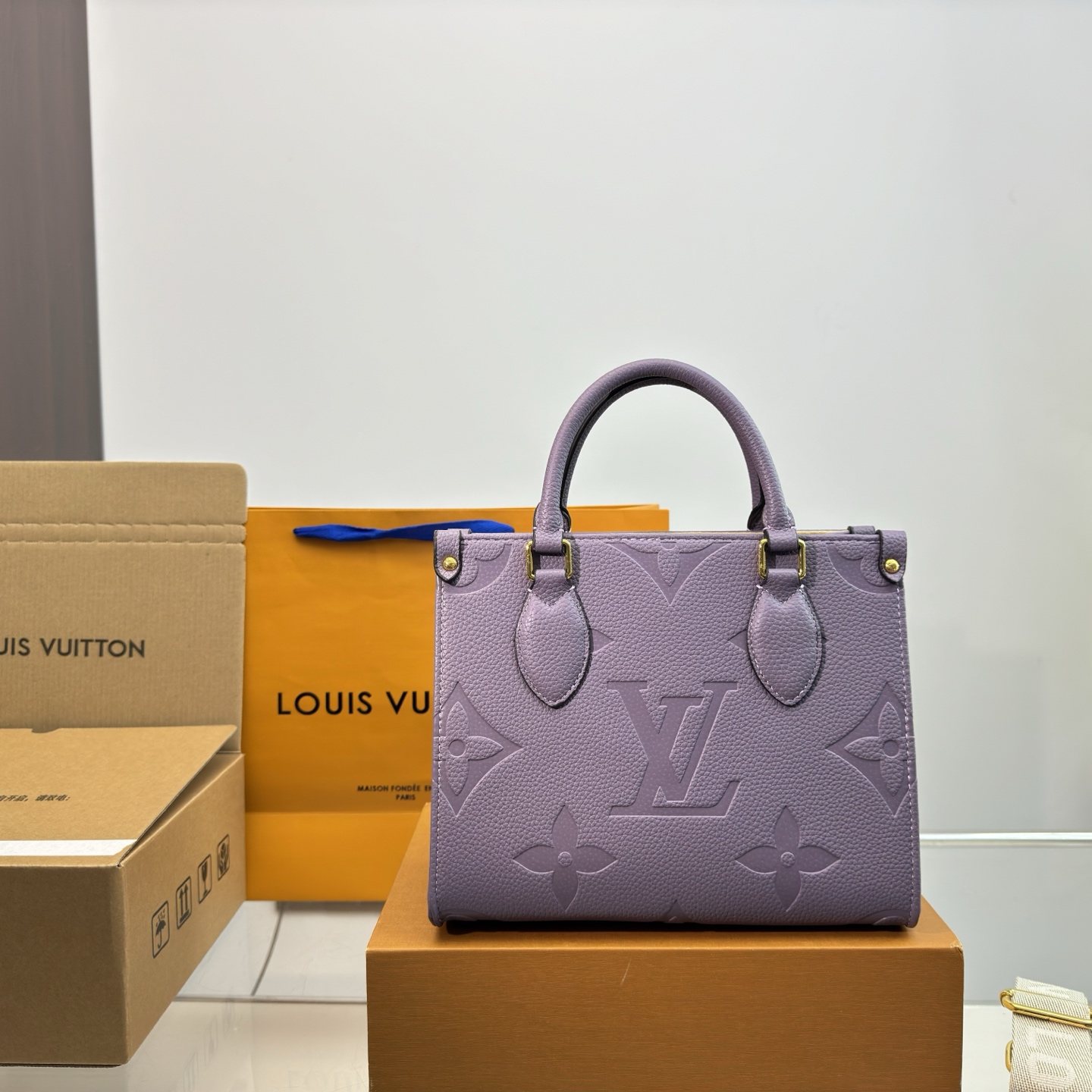 Mini Purple Tote Bag with Wide Strap and Coin Purse 25CM - Image 3