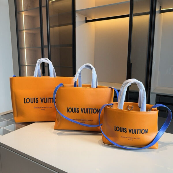 Louis Vuitton Orange Leather Logo Tote – Unisex Shopper Bag  28CM/39CM/43CM