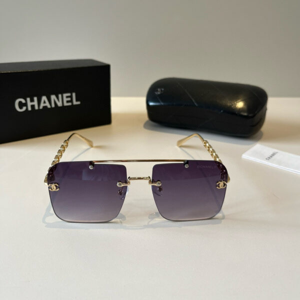 Chanel 2025 Oversized Square Sunglasses with Chain-Link Temples – Face-Slimming Shield Style
