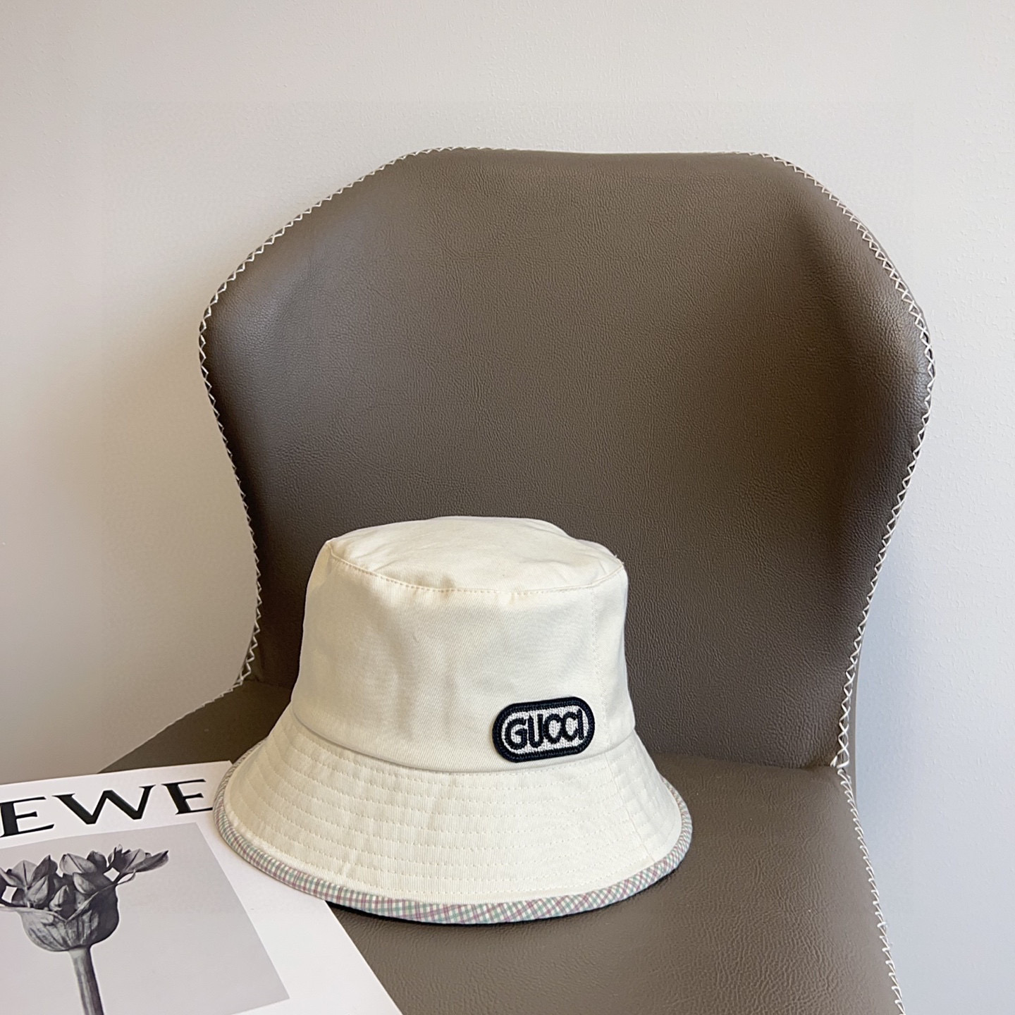 Gucci 2025 Cream White Unisex Bucket Hat – Minimalist Everyday Style - Image 4