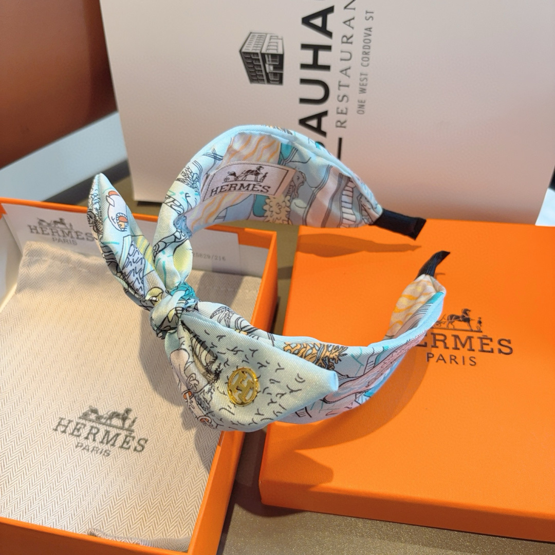 HERMÈS Blue Silk Bow Headband · Scenic Toile Print with Luxury Twill Finish - Image 8