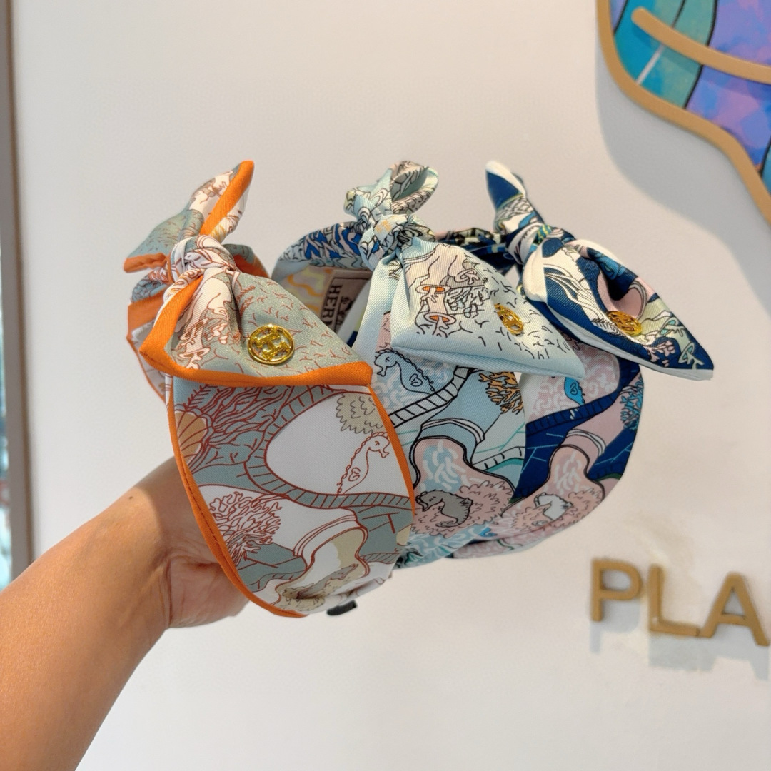 HERMÈS Blue Silk Bow Headband · Scenic Toile Print with Luxury Twill Finish - Image 9