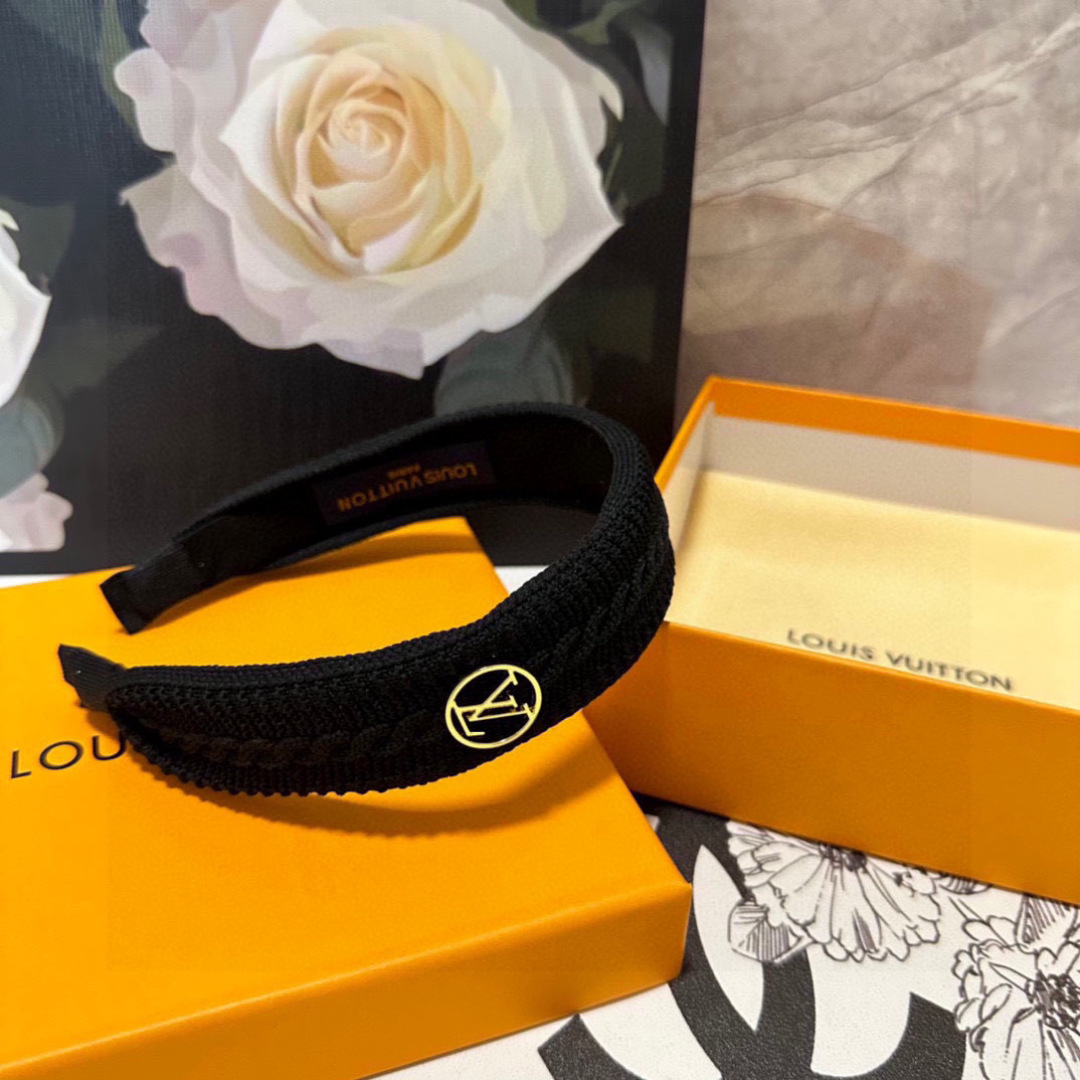 Black Braided Textured Headband – LV-Inspired Emblem in Matte Elegance - Image 6