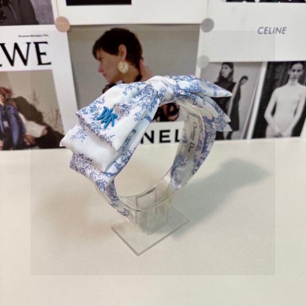 Blue Toile de Jouy Bow Headband – French Vintage Print with Satin Finish & Dior-Inspired Logo