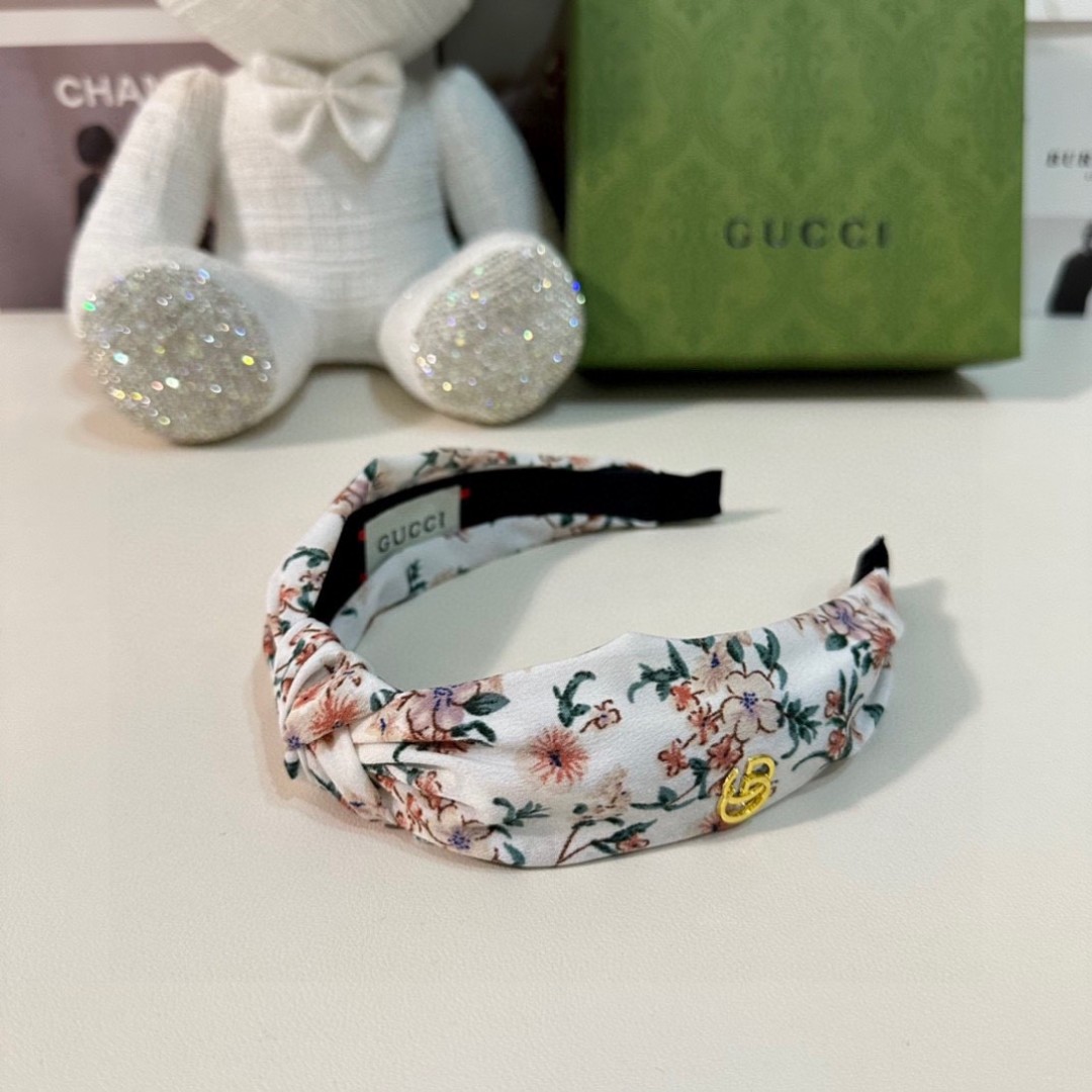 Ivory Floral Padded Headband – Custom Fabric with Gold GG-Inspired Detail - Image 4