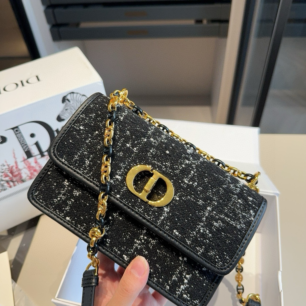Dior Miss Caro Tweed Shoulder Bag – Elegant Black with Gold Chain 18CM - Image 4
