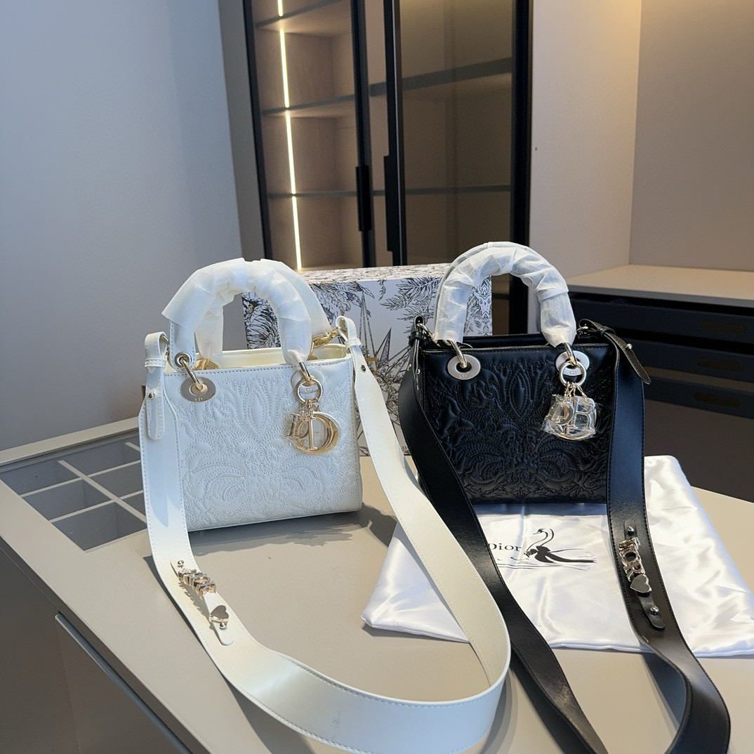 Dior Lady Embossed Leather Bag – Ivory White with Gold Hardware 20cm - Image 2