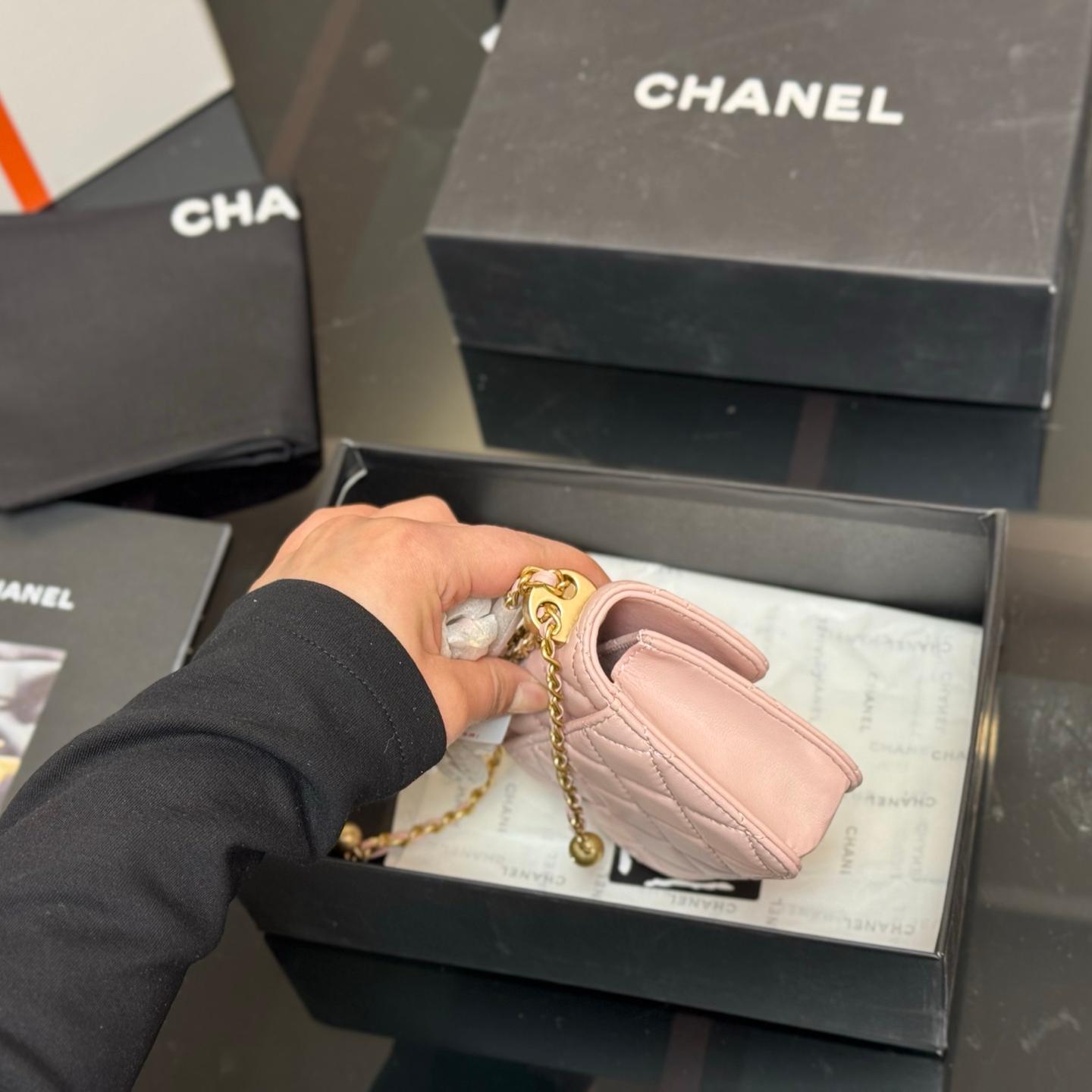 Mini Quilted Leather WOC Bag in Blush Pink with Gold Chain, 12×9cm Chanel-Inspired Micro Edition - Image 6