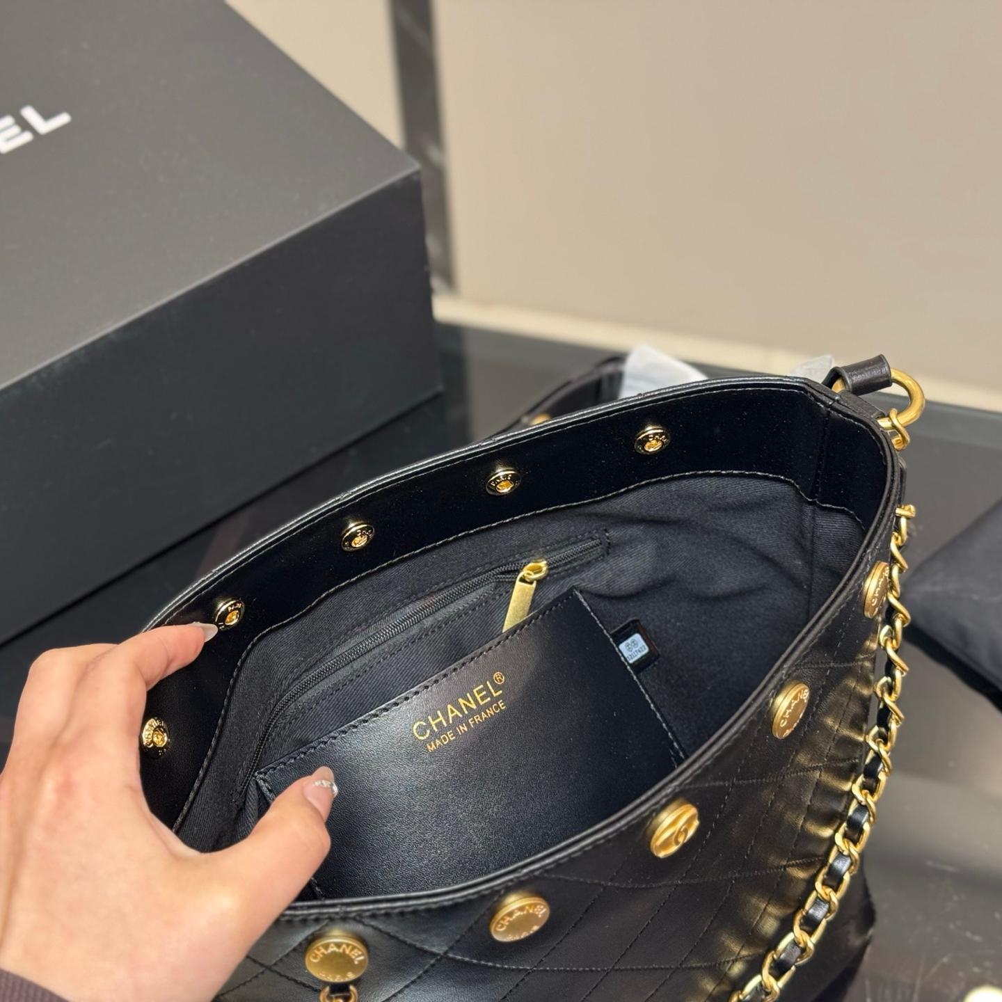 Black Quilted Leather Hobo Bucket Bag with Chain Detail 24CM - Image 6