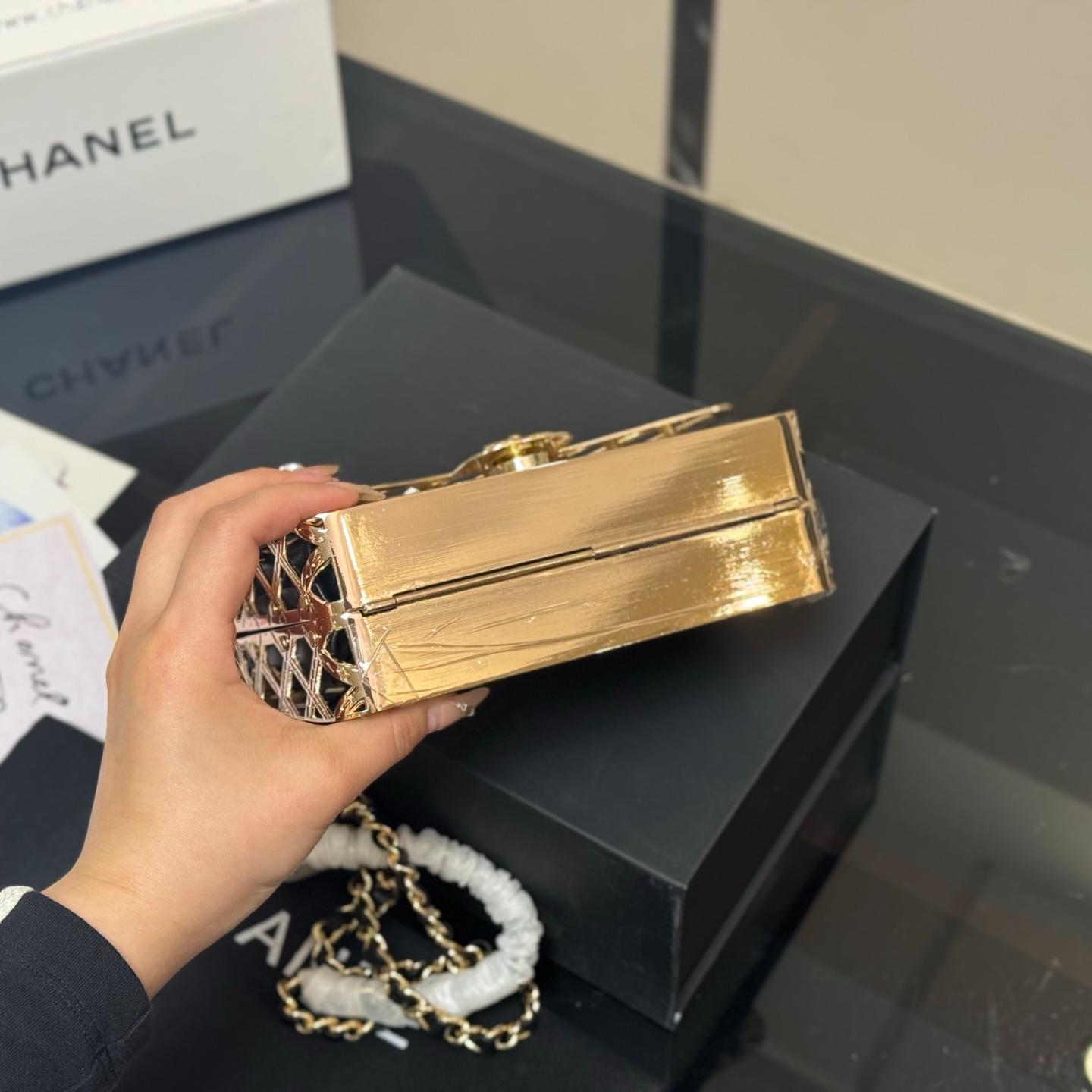 Metal Cage-Style Mini Bag – Polished Gold, 18cm - Image 8