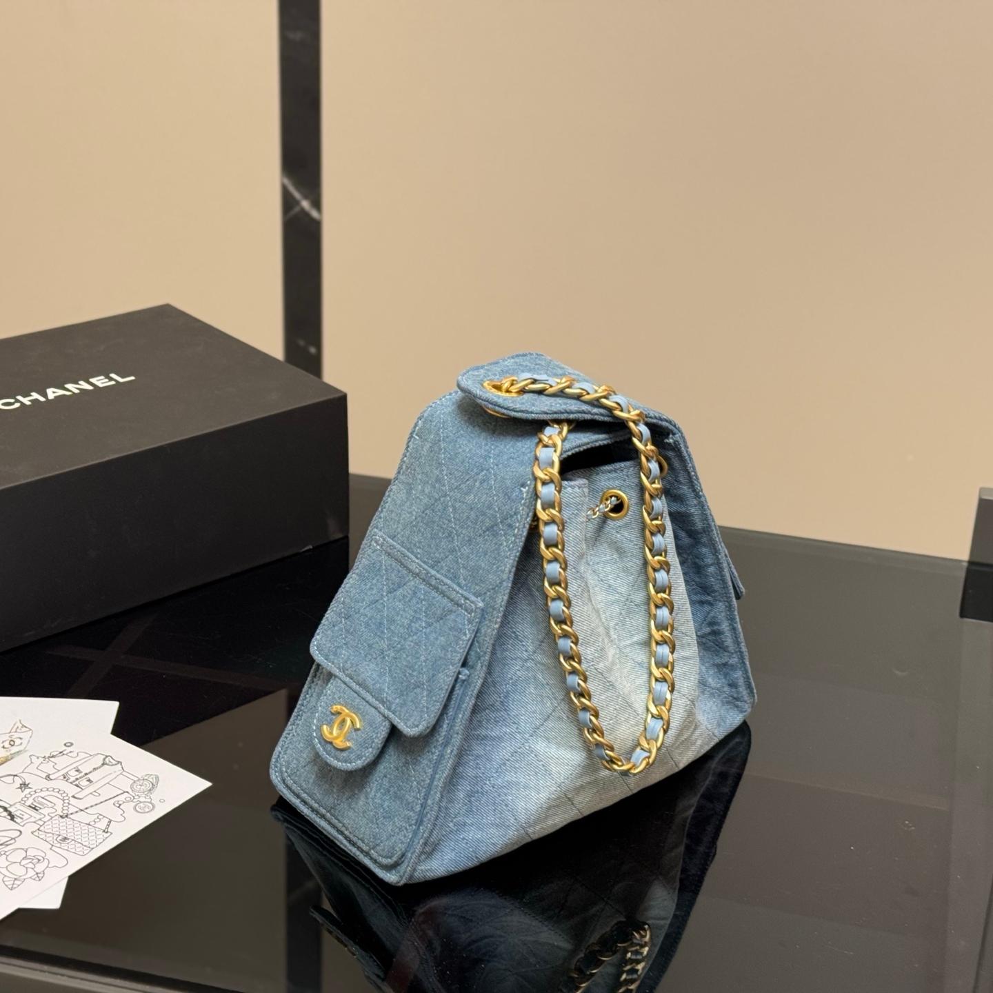 Mini Quilted Denim Hobo Bag – 26cm Everyday Carry - Image 8