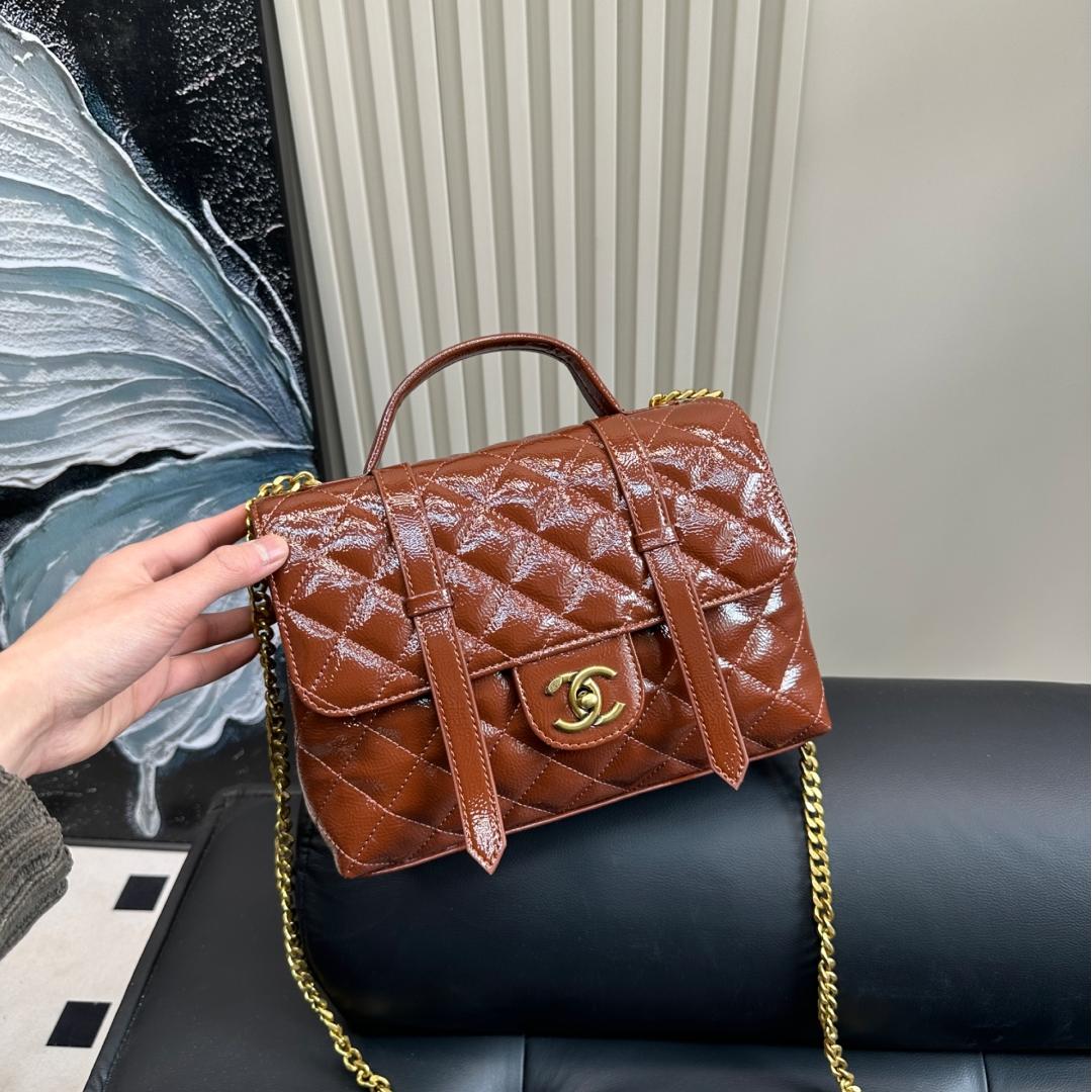 Glossy Patent Leather Messenger Bag – 26cm - Image 2