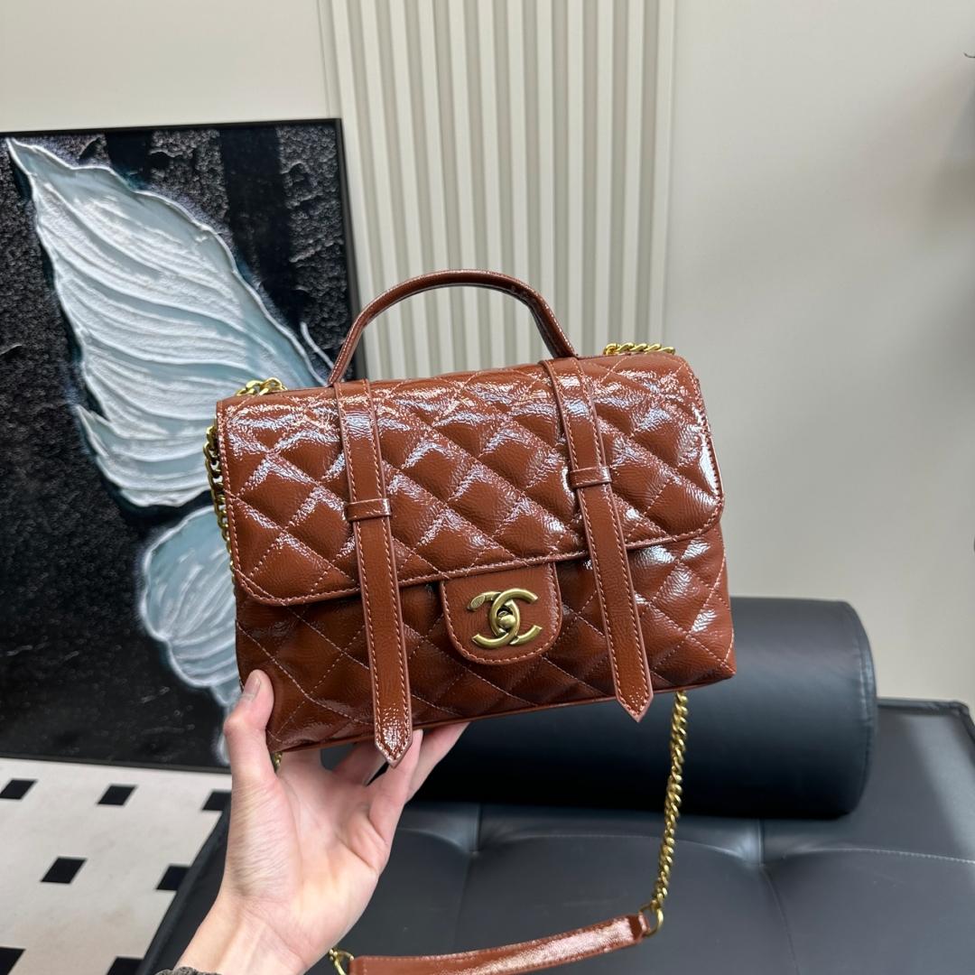 Glossy Patent Leather Messenger Bag – 26cm - Image 7