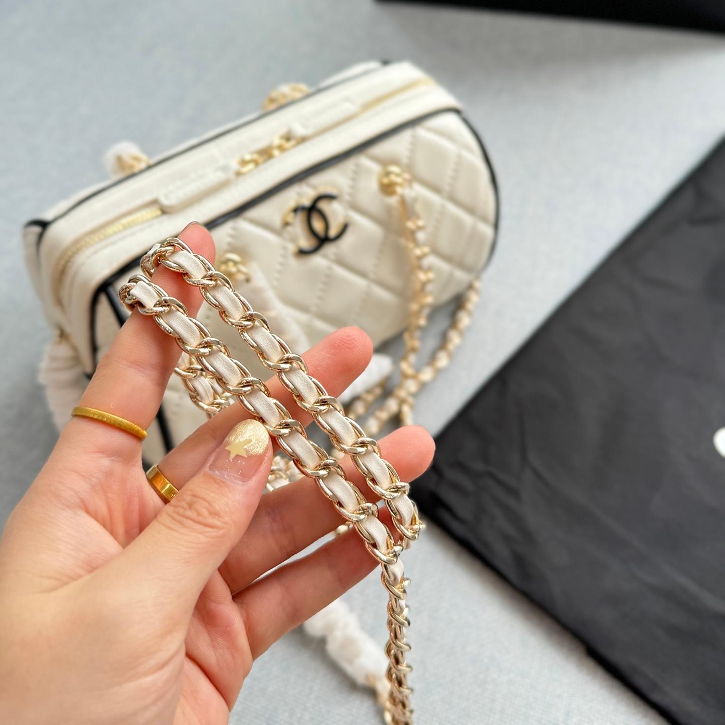 Mini Quilted Bowling Bag with Chain – 19cm Structured Satchel - Image 7