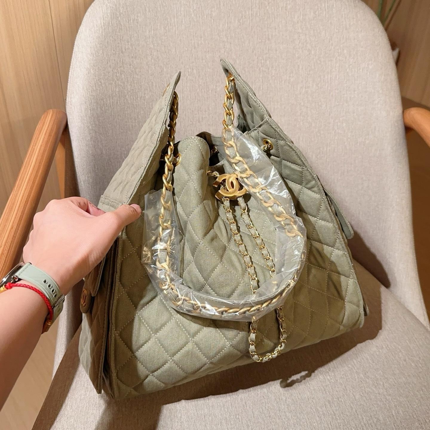 Vintage Denim Chain Hobo Bag – 33cm Drawstring Bucket Design - Image 2