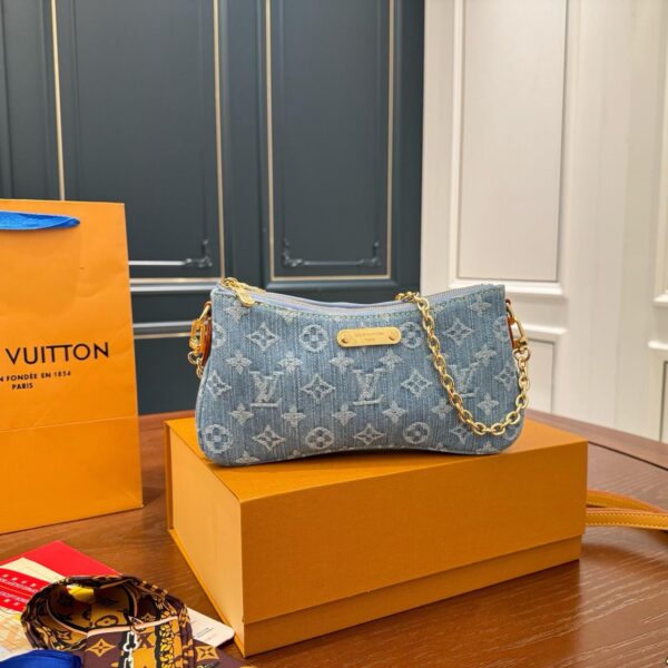 Mini Denim Shoulder Bag – Vintage Monogram & Gold Chain Detail 24CM