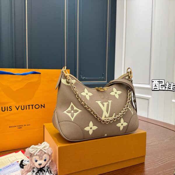 Vintage Crescent Shoulder Bag – Monogram Hobo with Chain Strap 29CM