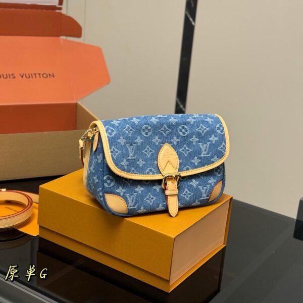 Louis Vuitton Monogram Denim Baguette Bag – Vintage Shoulder Style with Dual Strap 25CM