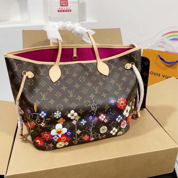 Louis Vuitton Neverfull MM Tote – Monogram Canvas with Floral Print 32CM