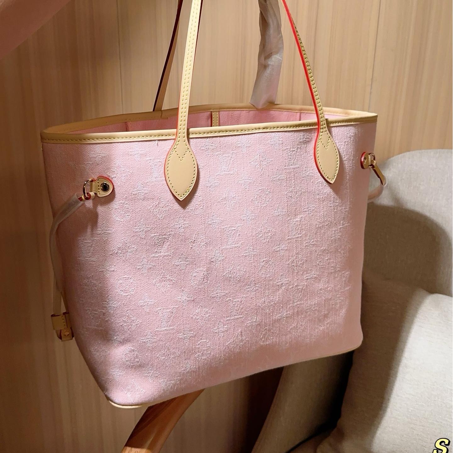 Classic Neverfull MM Tote in Beige Monogram Empreinte Leather with Removable Pouch – 32CM - Image 3