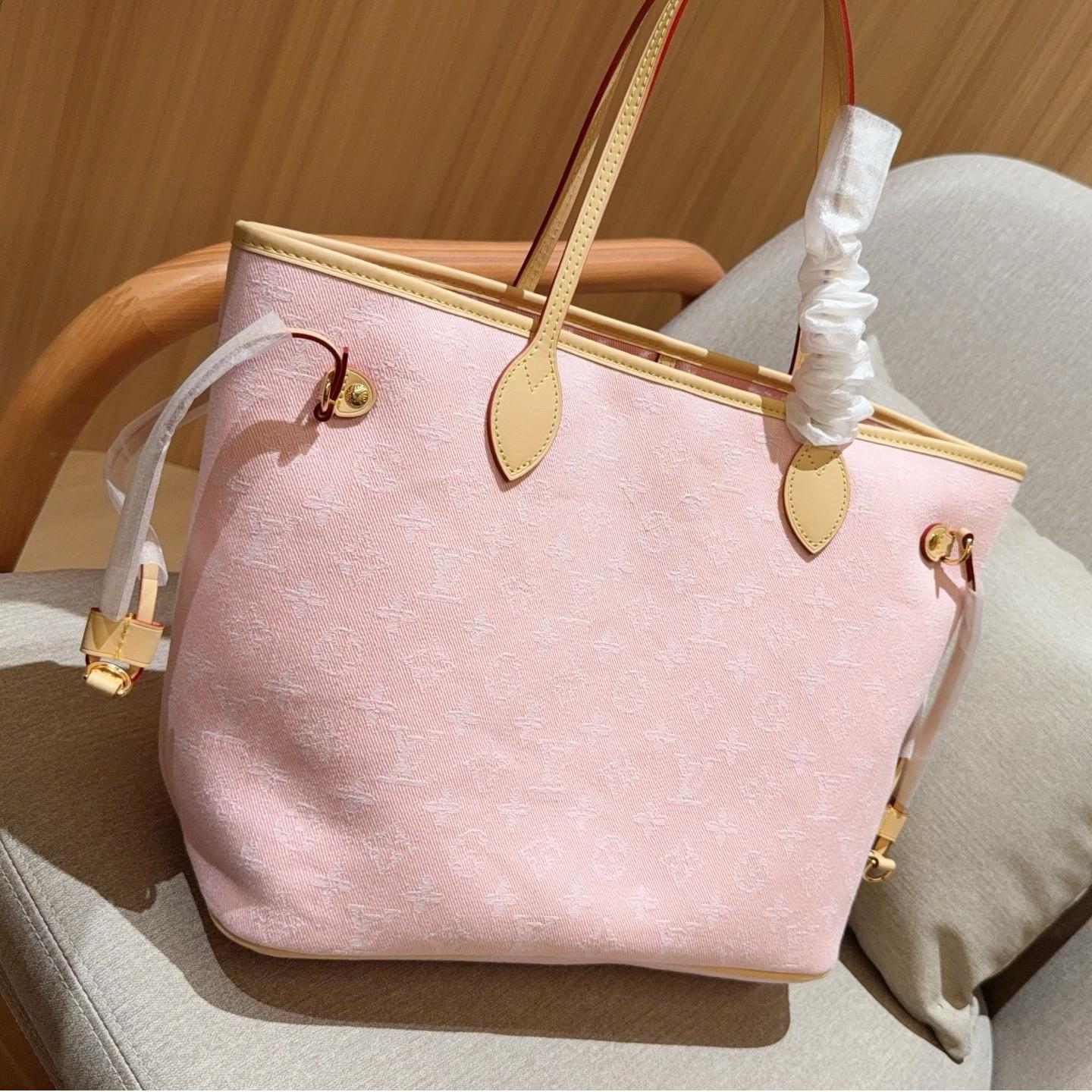 Classic Neverfull MM Tote in Beige Monogram Empreinte Leather with Removable Pouch – 32CM - Image 4