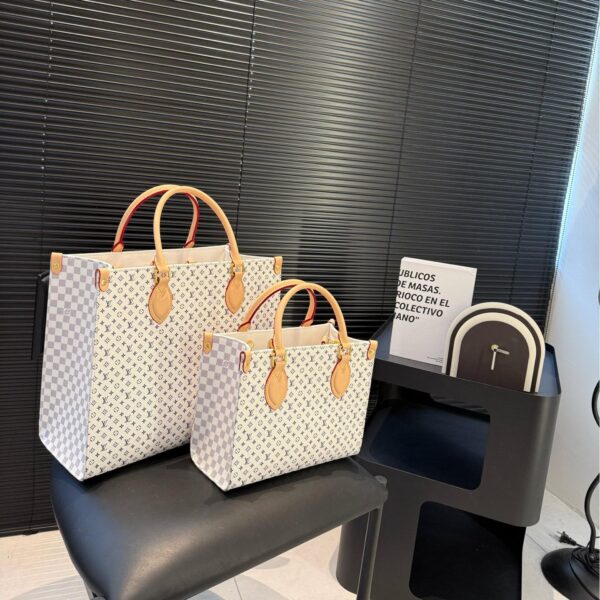 LV OnTheGo Tote Bag – Minimalist Design in Large & Small Sizes 25CM/35CM