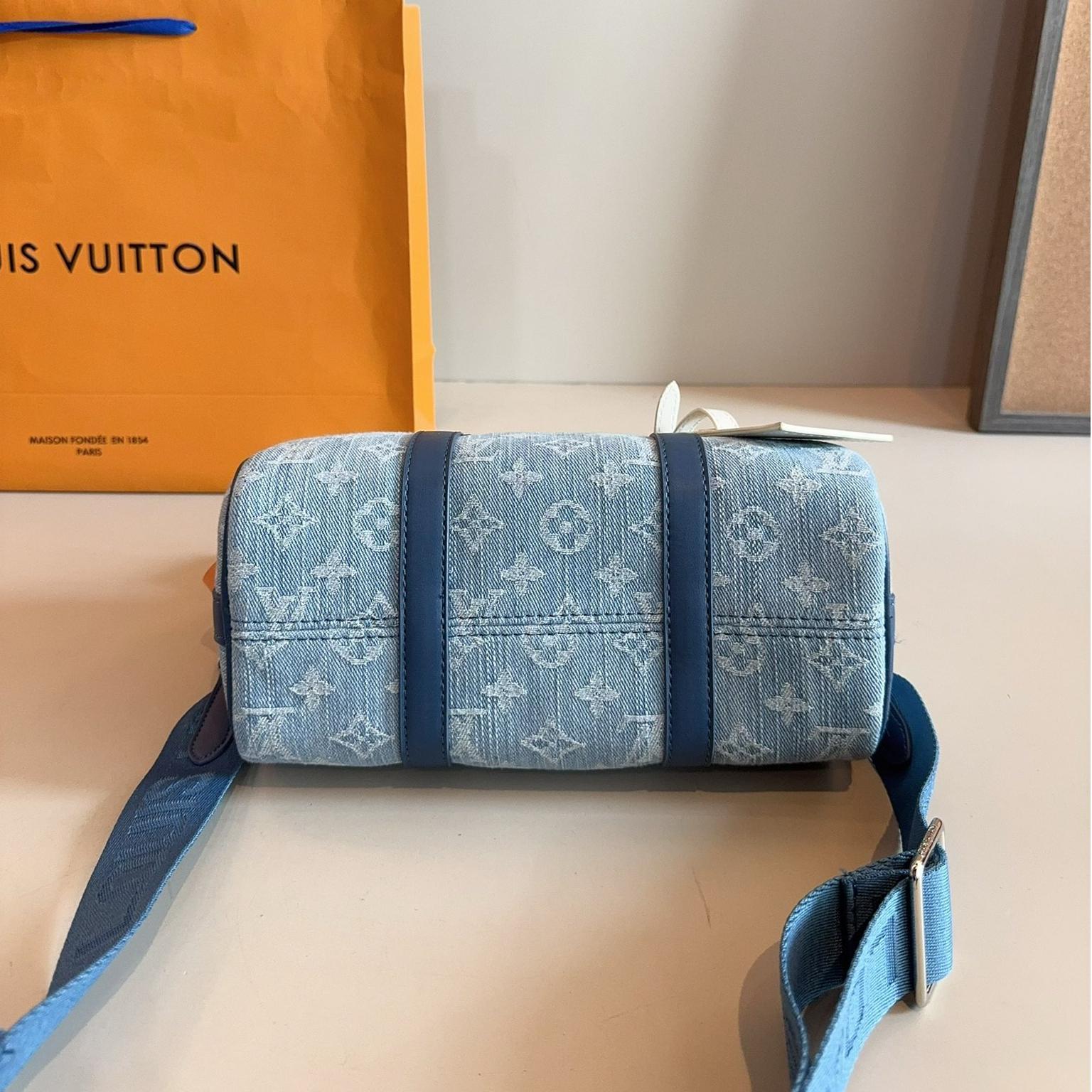 LV Speedy 25 Blue Denim Monogram Bag with Wide Strap – Retro Shoulder Barrel 25CM - Image 5