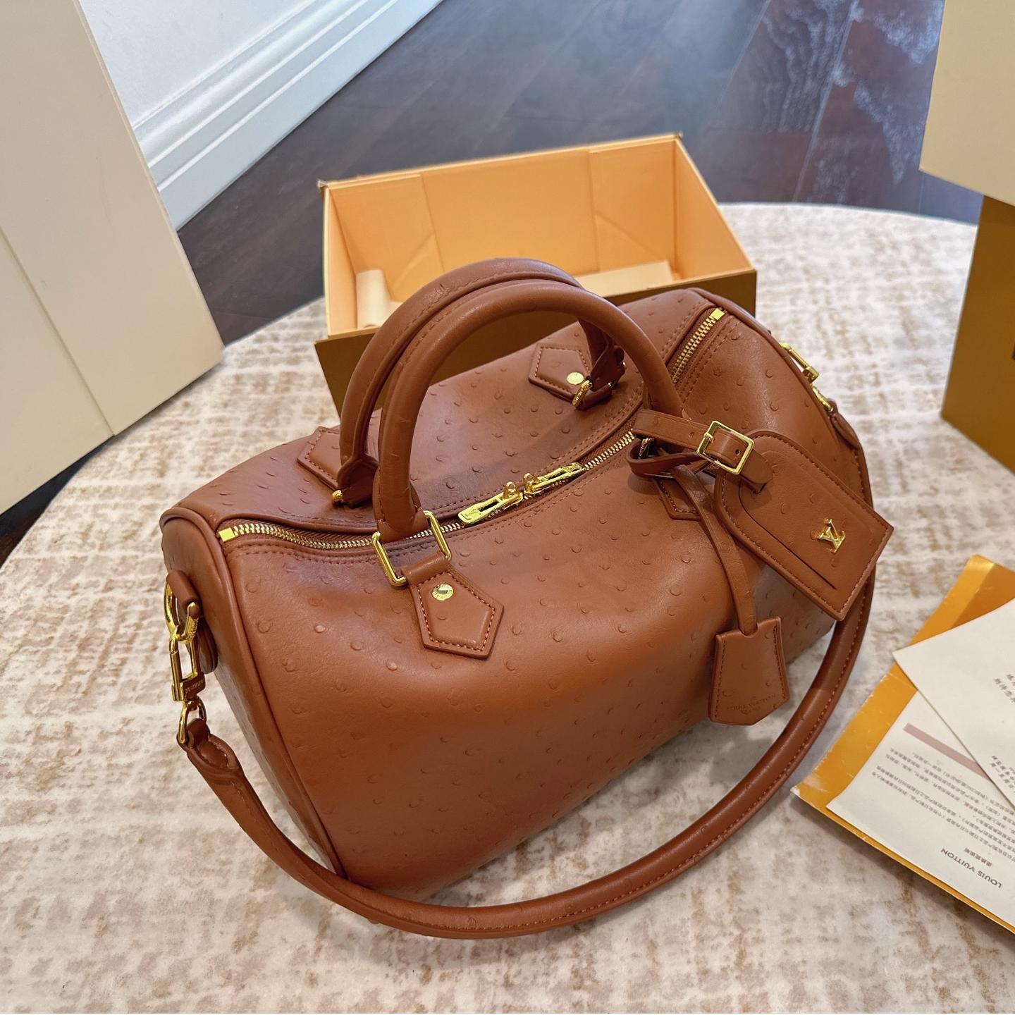 LV Speedy 30 Ostrich-Embossed Leather Bag – 2025 Classic Revival 30CM - Image 8