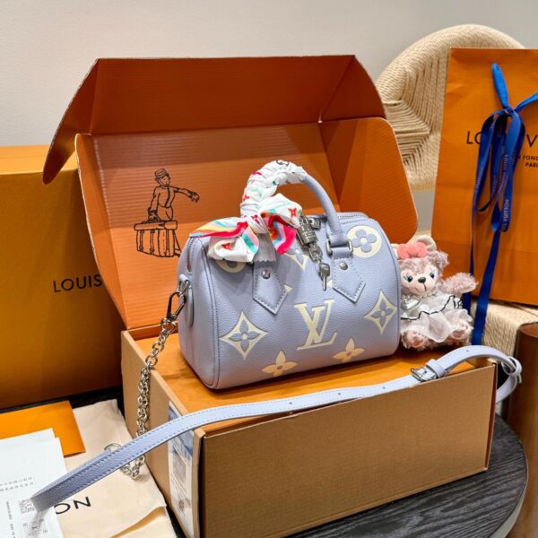 LV Speedy 20 Embossed Leather Bag in Lavender – Mini Soft Trunk Edition 20CM