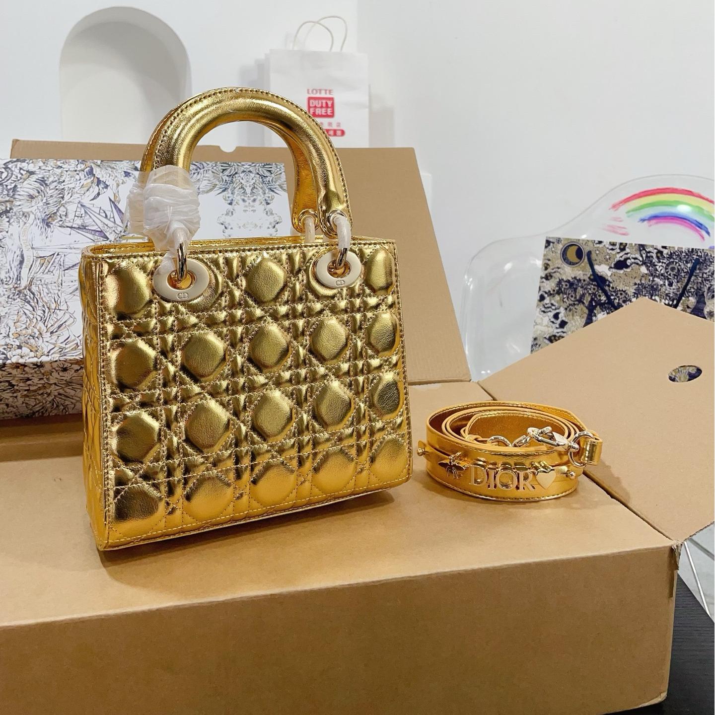 Dior Lady Metallic Leather Bag – 20cm Cannage with Gold & Silver Finish - Image 7