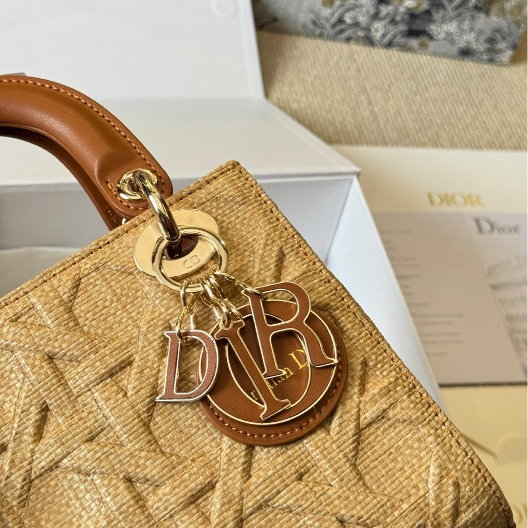Cream White Lady D-Joy Quilted Leather Bag – Rectangular Top Handle with Scarf Detail 22CM - Image 7
