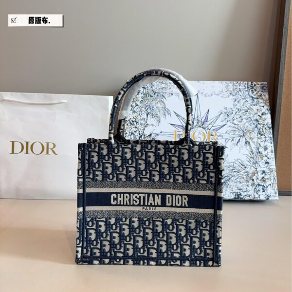 Dior Book Tote in Blue Oblique Embroidered Canvas – 27CM Medium Edition