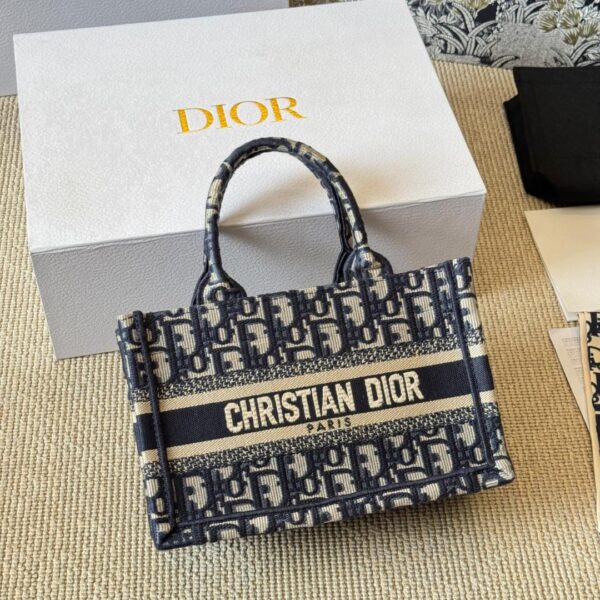 Dior-Inspired Book Tote – 2024 Oblique Embroidered Canvas Bag with Adjustable Strap 26CM/36CM/42CM