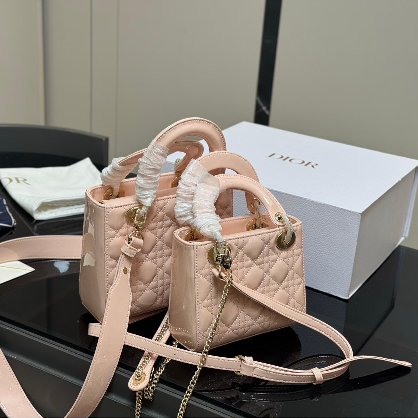 Lady Dior Patent Leather Bag in Blush Pink with Lucky Charms – 20cm & 18cm - Image 7